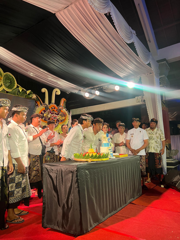 PERBEKEL DESA CANGGU HADIRI HUT ST. WIRA BHUANA CANGGU ke-49